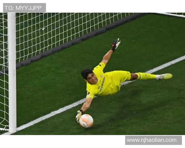 卡拉巴克与特拉维夫的激烈对决揭示足球战术与团队合作的重要性 卡拉巴克与特拉维夫的激烈对决揭示足球战术与团队合作的重要性