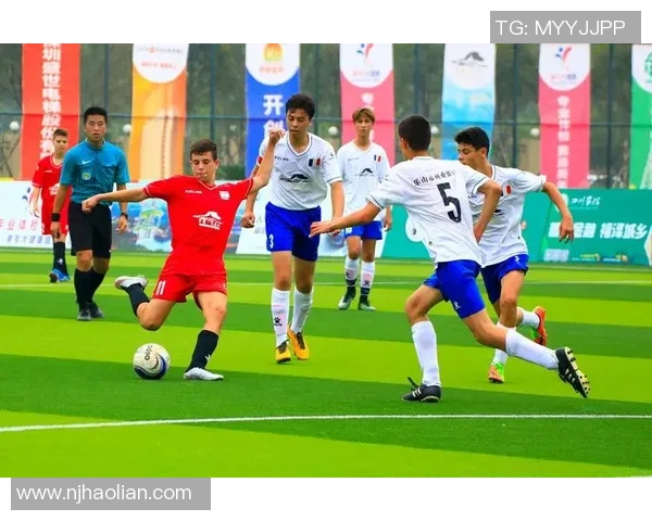 卡利与玻利瓦尔足球赛结果分析及精彩瞬间回顾 卡利与玻利瓦尔足球赛结果分析及精彩瞬间回顾