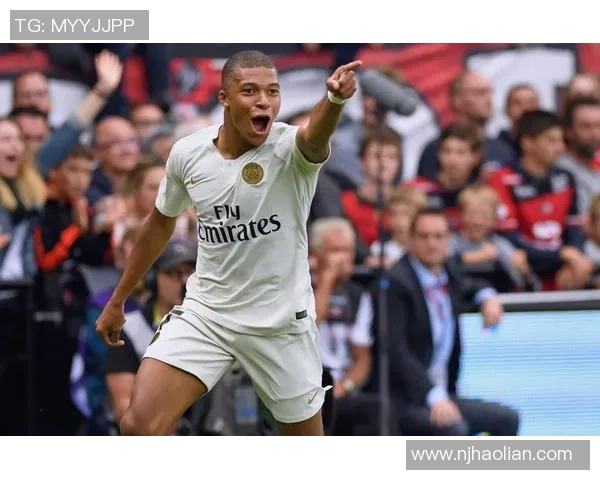 巴黎与甘冈精彩对决回放分析与赛后点评