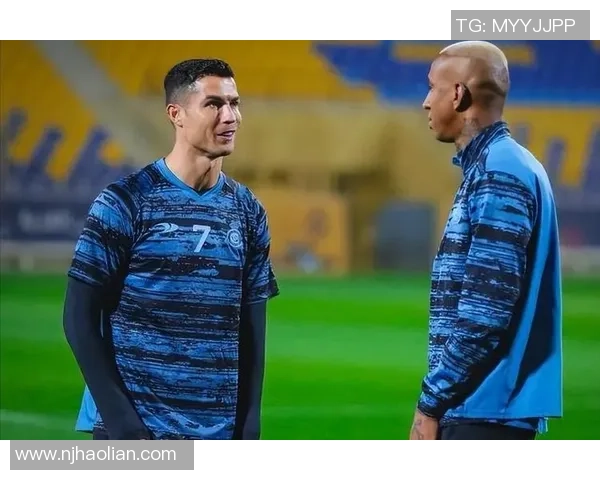 帕奎塔闪耀赛场展现非凡才华引发球迷热议与期待