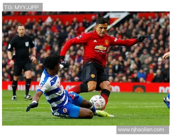 曼联对阵雷丁精彩赛事免费直播全程回放与分析 曼联对阵雷丁精彩赛事免费直播全程回放与分析