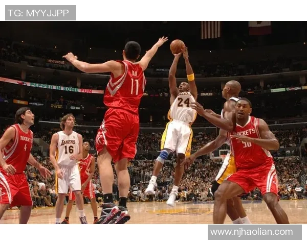 正播火箭与国王激战正酣球迷期待精彩对决与惊喜时刻 正播火箭与国王激战正酣球迷期待精彩对决与惊喜时刻